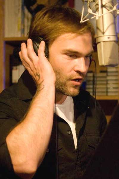 Seann William Scott Ice Age 3: El origen de los dinosaurios Doblaje