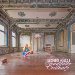 Tones and I: Beautifully ordinary - portada mediana