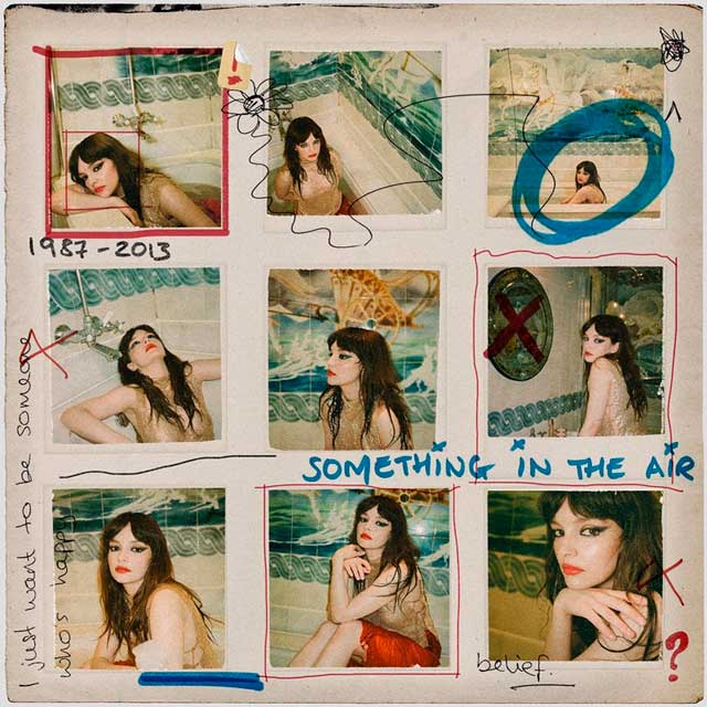 Lauren Mayberry: Something in the air - portada