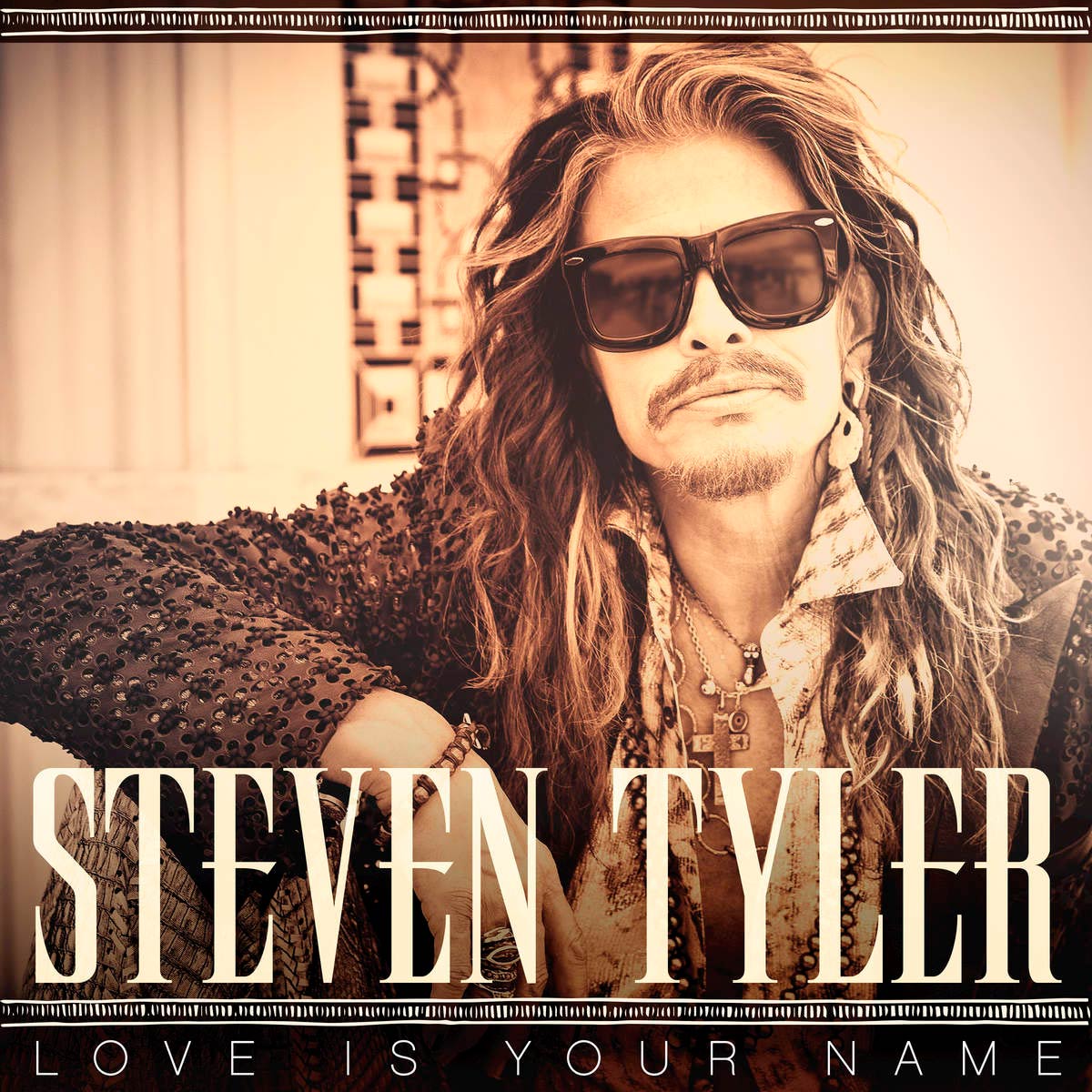 Steven Tyler Love Is Your Name La Portada De La Canción
