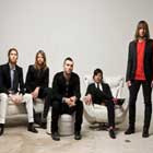 Maroon 5 grabara en Suiza con Mutt Lange