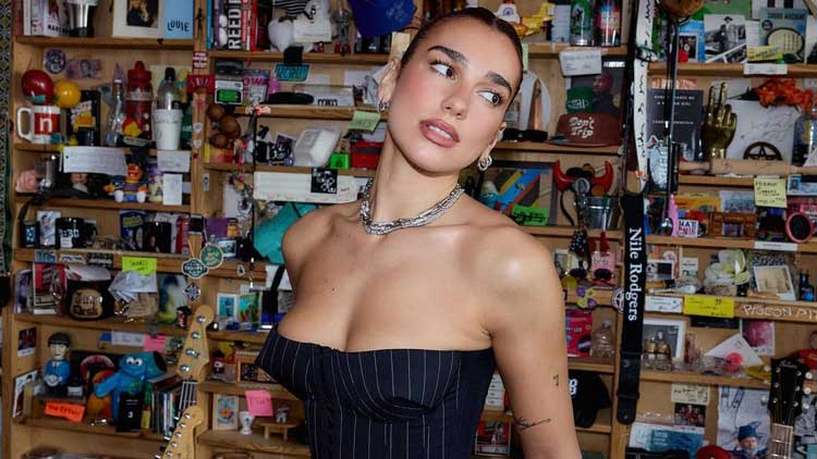 Dua Lipa