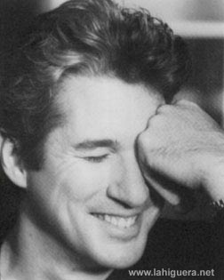 Richard Gere, oficial y caballero