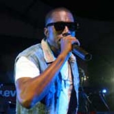 Kanye West presenta nuevas canciones para Facebook